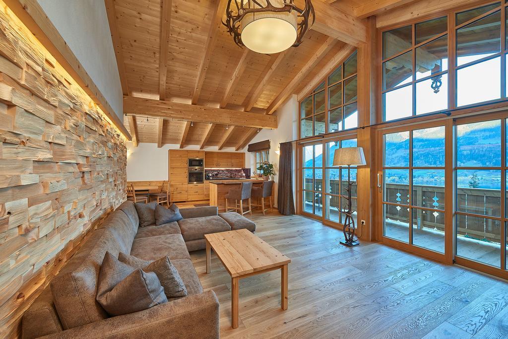 Berg- & Seeblick Pfefferbauer Zell am See Room photo